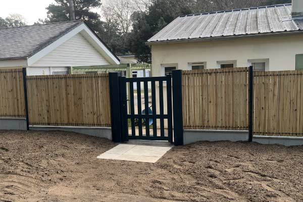 portail-cloture-terrain-chantier