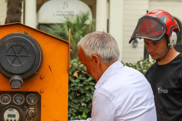 entraide-equipe-trimaud-paysagiste Visitez le site Trimaud Services pour bénéficier du service à la personne pour vos travaux de jardinage